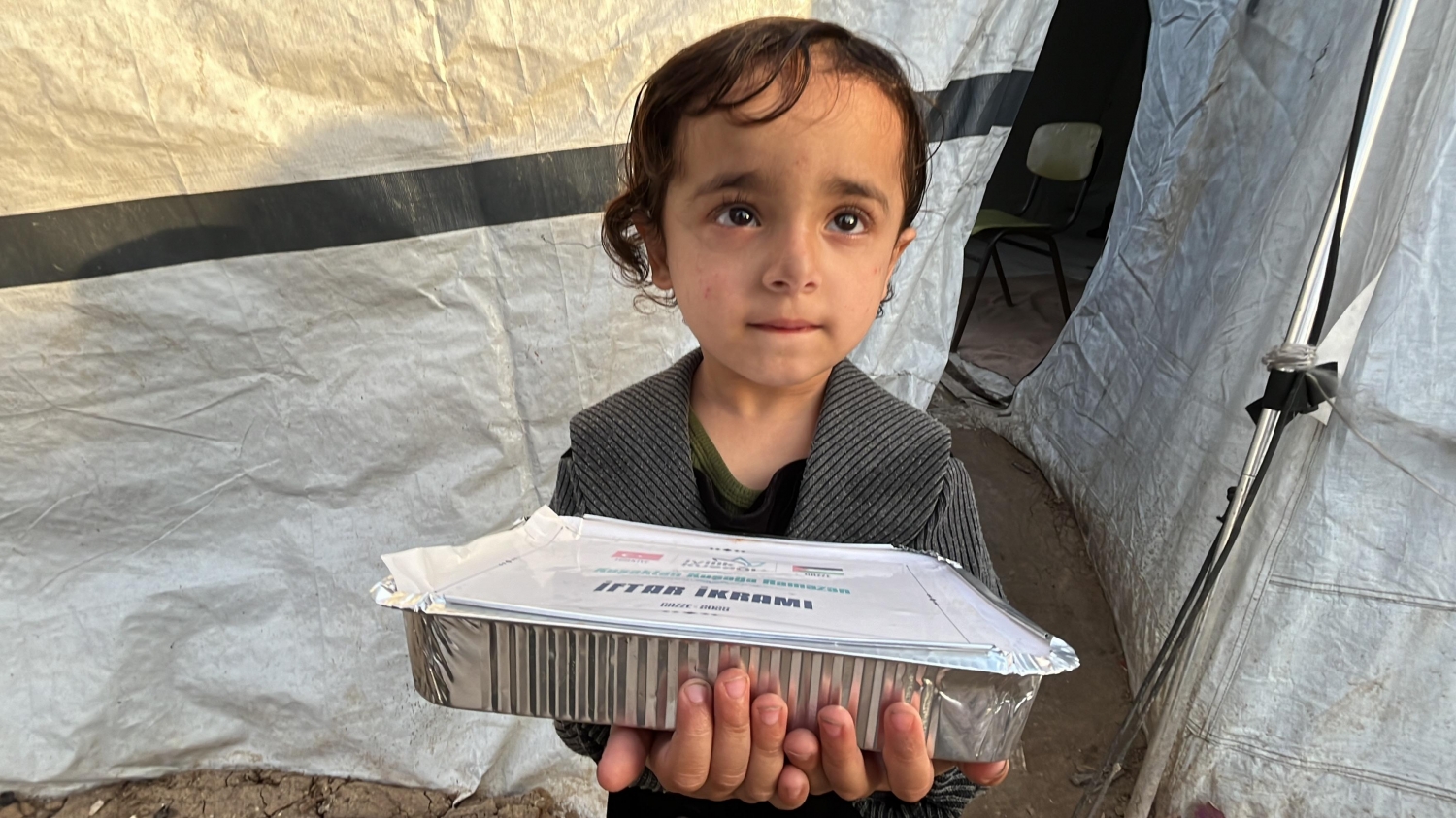 Gazze Acil Yardım Bekliyor